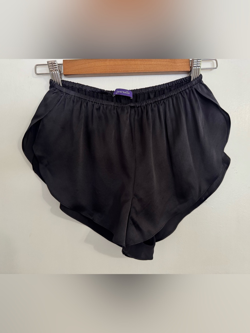 NWOT Journelle Celine Silk Shortie in Noir